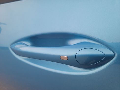 Certified 2025 Chevrolet Trax ACTIV w/ Driver Confidence Package image 11