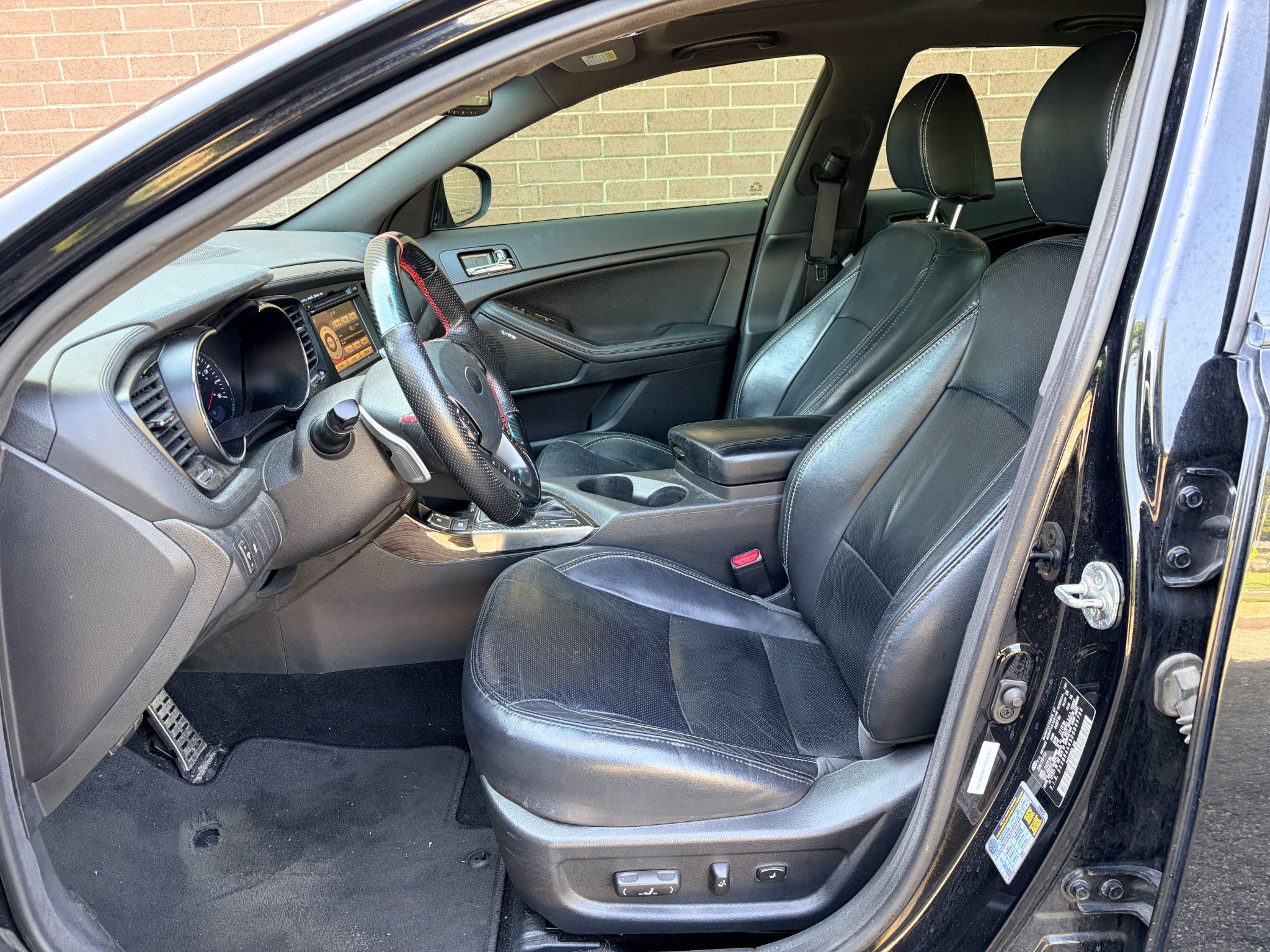 Used 2013 Kia Optima SX w/ Limited Pkg FWD image 9