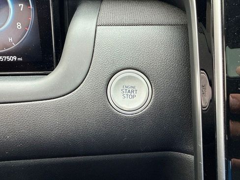 Used 2022 Hyundai Tucson Limited AWD/4WD image 16