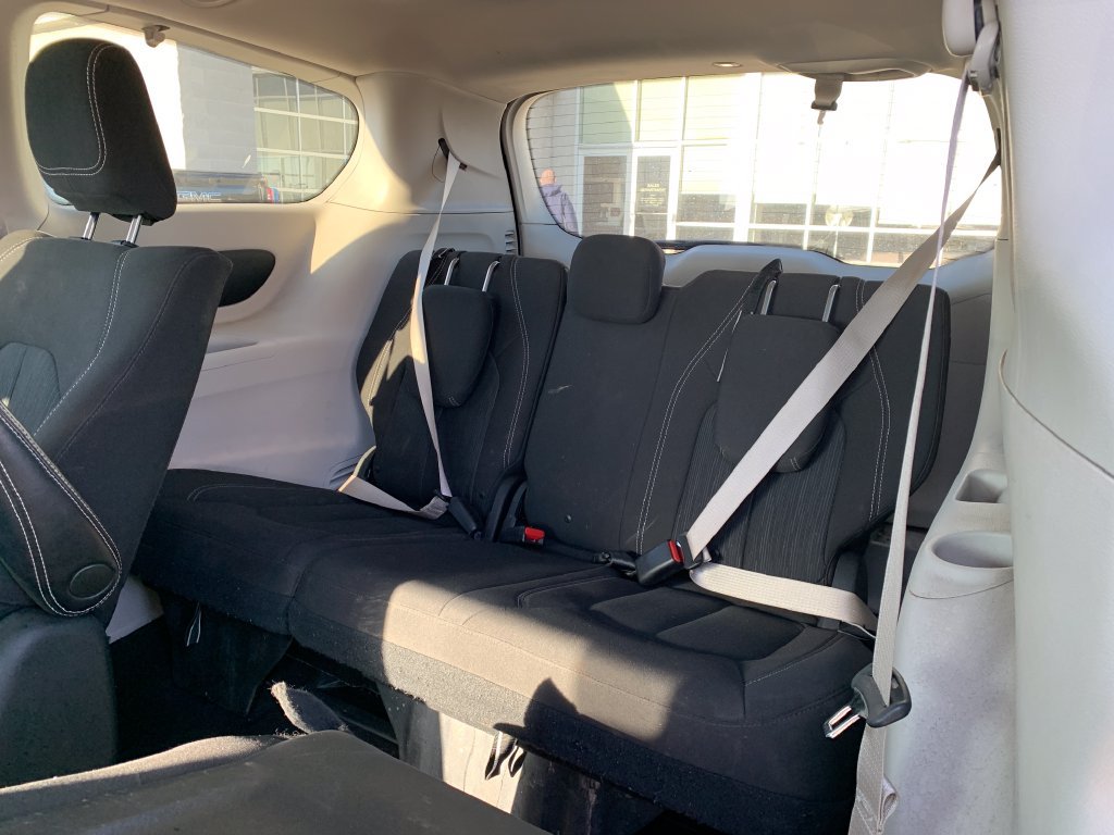 Used 2021 Chrysler Voyager LX w/ Cold Weather Group FWD image 19