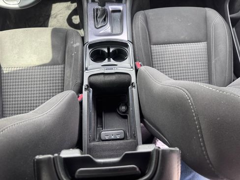 Used 2018 Dodge Charger GT w/ Blacktop Package image 19