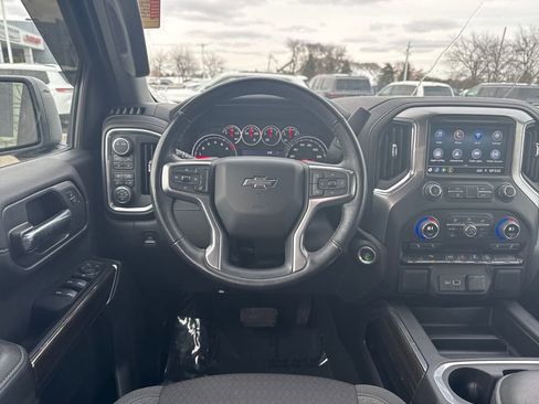 Used 2022 Chevrolet Silverado 1500 LT Trail Boss w/ Safety Package image 16