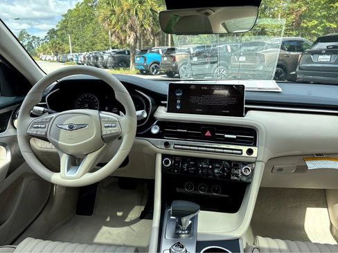 Used 2026 Genesis G70 2.5T Prestige RWD image 4