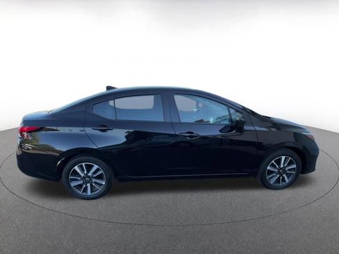 Used 2025 Nissan Versa SV FWD image 16
