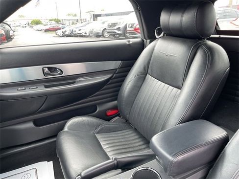Used 2004 Ford Thunderbird image 19