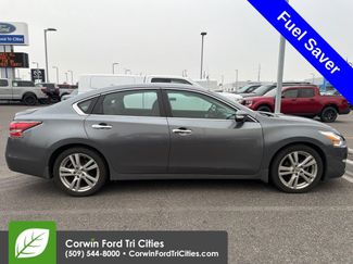 Used 2015 Nissan Altima 3.5 SL FWD video 1