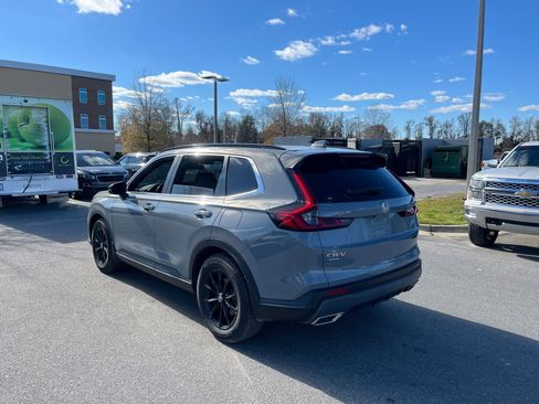 Used 2023 Honda CR-V Sport image 7