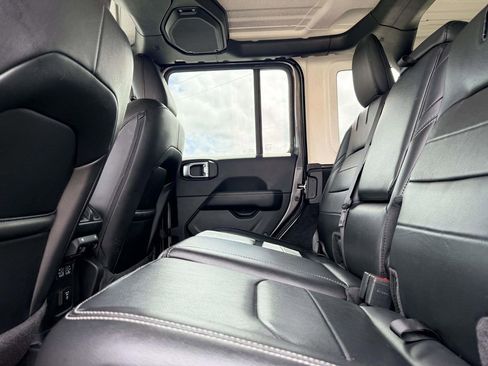 Used 2023 Jeep Wrangler Unlimited Sahara w/ Cold Weather Group image 24