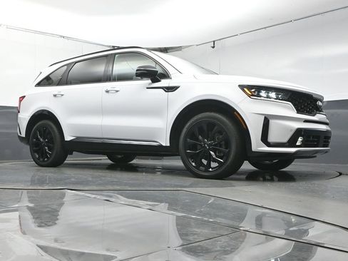 Used 2021 Kia Sorento SX image 42