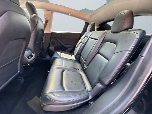 Used 2021 Tesla Model Y Long Range AWD/4WD image 13