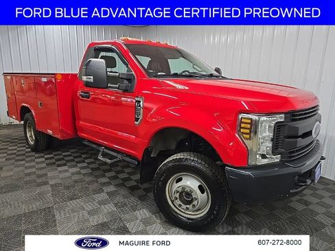Certified 2019 Ford F350 4x4 Regular Cab DRW Super Duty image 9