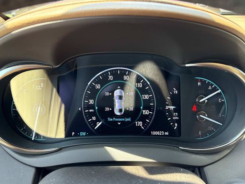 Used 2014 Buick LaCrosse Premium w/ Driver Confidence Package FWD image 12