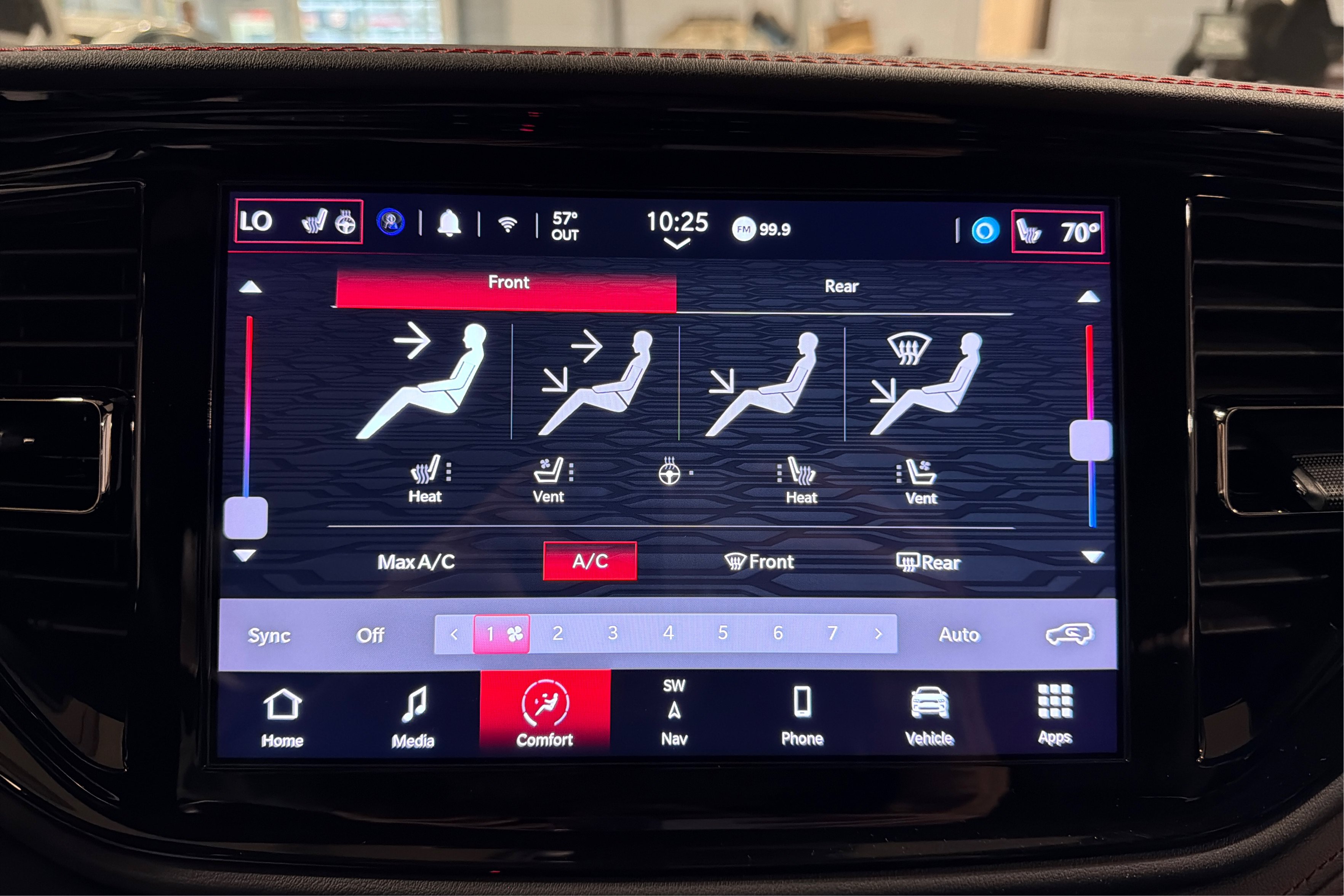 Used 2024 Dodge Durango R/T AWD/4WD image 32