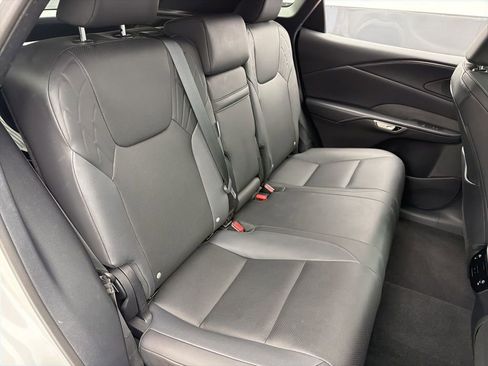 Used 2025 Lexus RX 350 Premium image 24