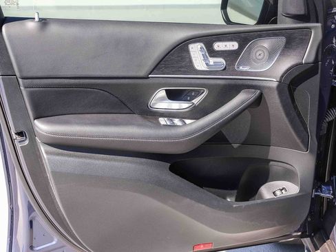Used 2025 Mercedes-Benz GLE 450 4MATIC Coupe image 16