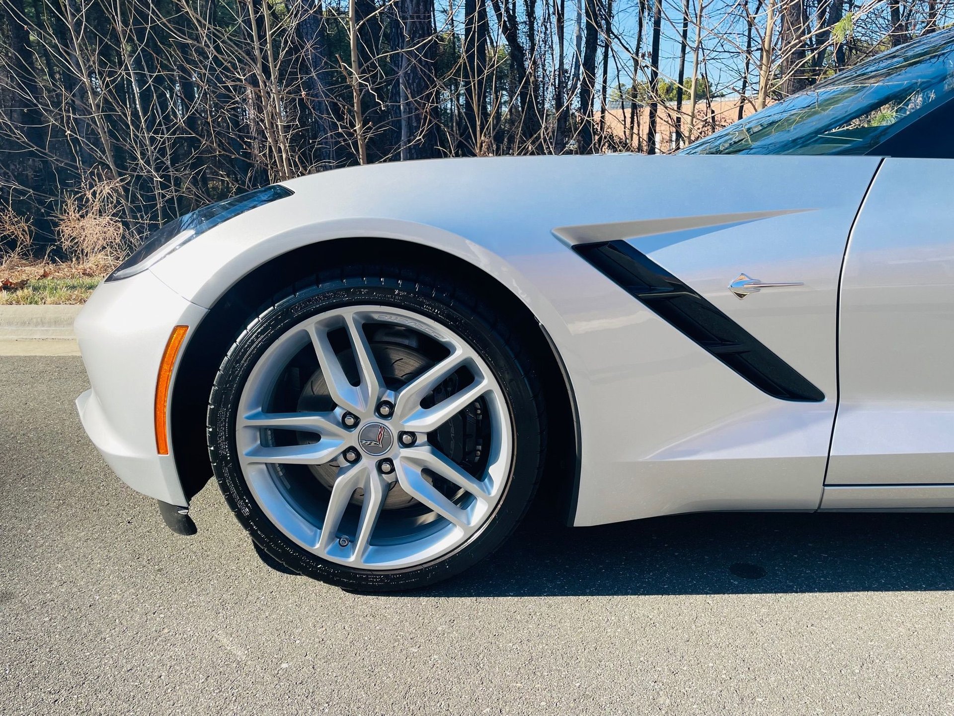 Used 2015 Chevrolet Corvette Stingray Convertible w/ 2LT Preferred Equipment Group RWD image 18