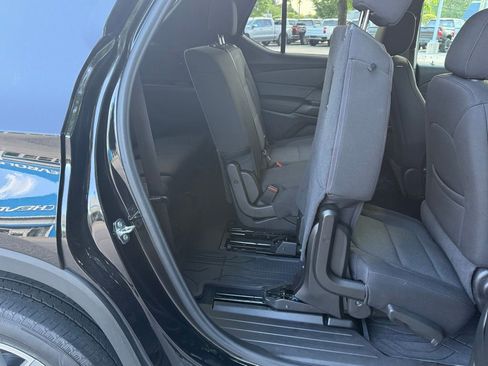 Used 2023 Chevrolet Traverse LT w/ LPO, Floor Liner Package AWD/4WD image 15
