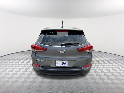 Used 2017 Hyundai Tucson SE FWD image 6