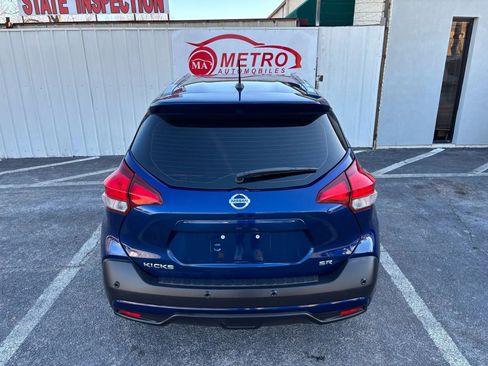 Used 2020 Nissan Kicks SR w/ SR Premium Package image 5
