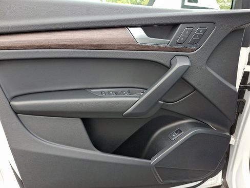 Certified 2024 Audi Q5 2.0T Premium image 13