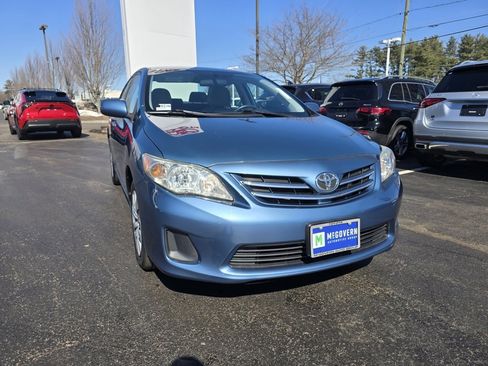 Used 2013 Toyota Corolla LE image 9