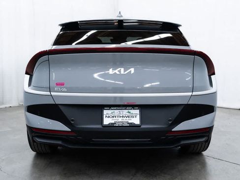 Used 2025 Kia EV6 Light RWD image 5