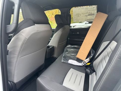 New 2025 Toyota Tacoma TRD Sport image 17