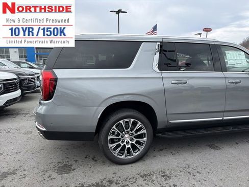 New 2026 GMC Yukon XL Denali w/ LPO, Floor Liner Package image 6