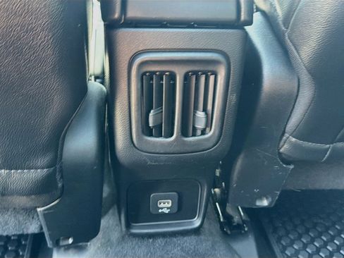 Used 2020 Jeep Compass Latitude AWD/4WD image 24
