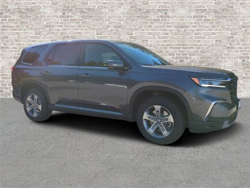 New 2025 Honda Pilot EX-L image 1