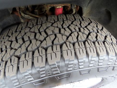 Used 2020 Chevrolet Silverado 2500 LTZ image 12