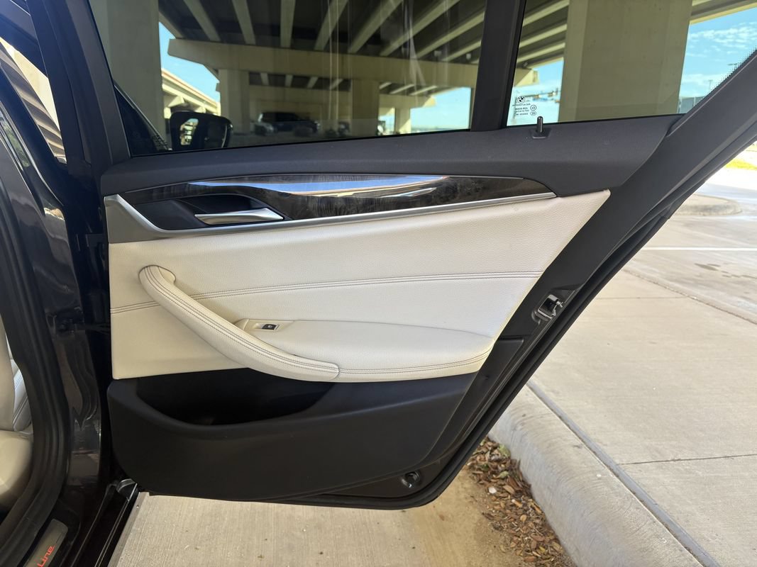 Used 2018 BMW 530i w/ Premium Package RWD image 30