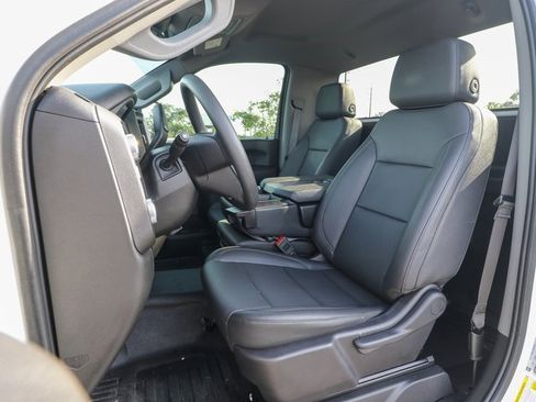 Used 2024 GMC Sierra 2500 Pro w/ Convenience Package image 15