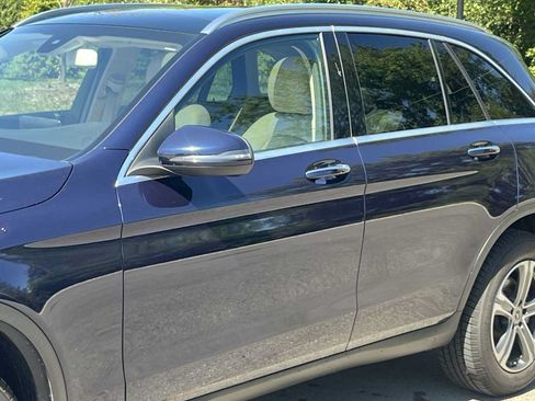 Used 2019 Mercedes-Benz GLC 300 4MATIC image 15
