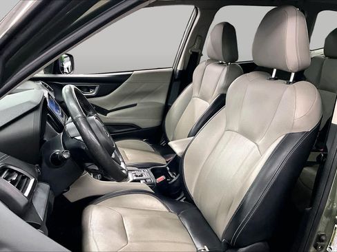Used 2019 Subaru Forester Limited AWD/4WD image 7