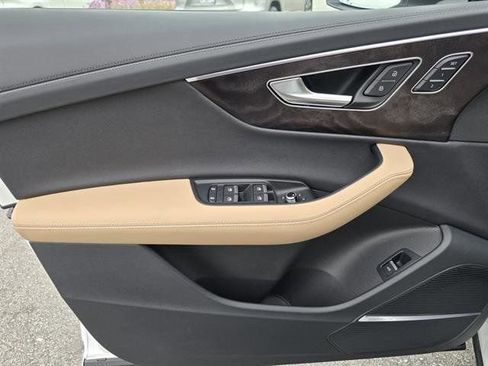 New 2025 Audi Q7 3.0T Prestige image 30