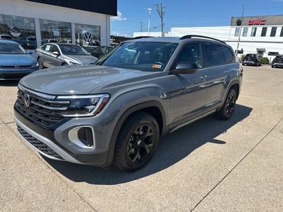 Certified 2025 Volkswagen Atlas Peak Edition SE