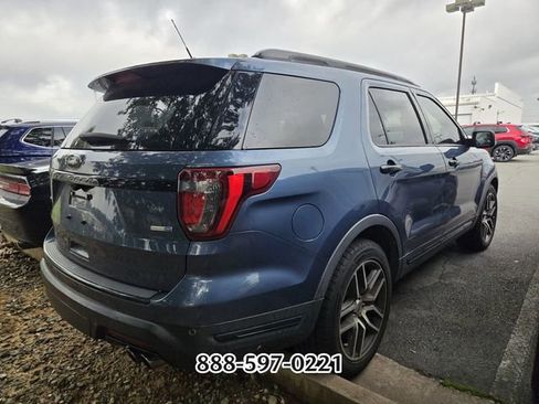 Used 2018 Ford Explorer Sport w/ Equipment Group 401A AWD/4WD image 7