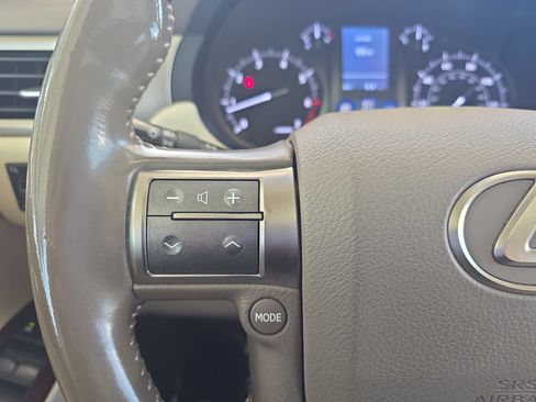 Used 2019 Lexus GX 460 Premium w/ Premium Package AWD/4WD image 16