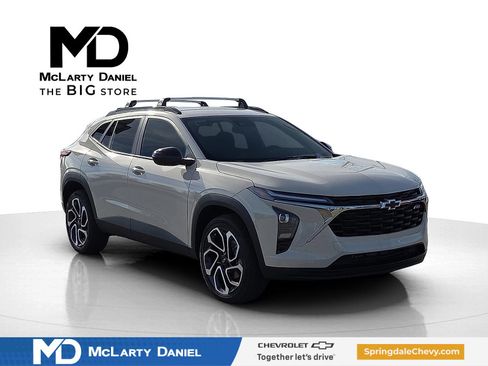 New 2026 Chevrolet Trax RS w/ Driver Confidence Package image 1