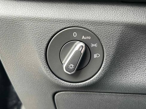 Used 2026 Volkswagen Jetta S FWD image 33