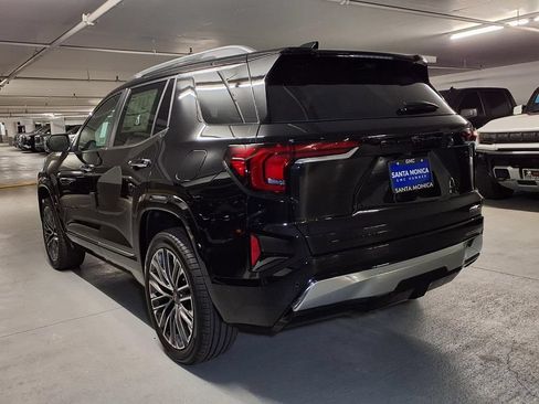 New 2026 GMC Terrain Denali w/ LPO, Black Badging Package AWD/4WD image 10