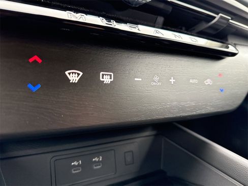 New 2025 Nissan Murano SV image 36