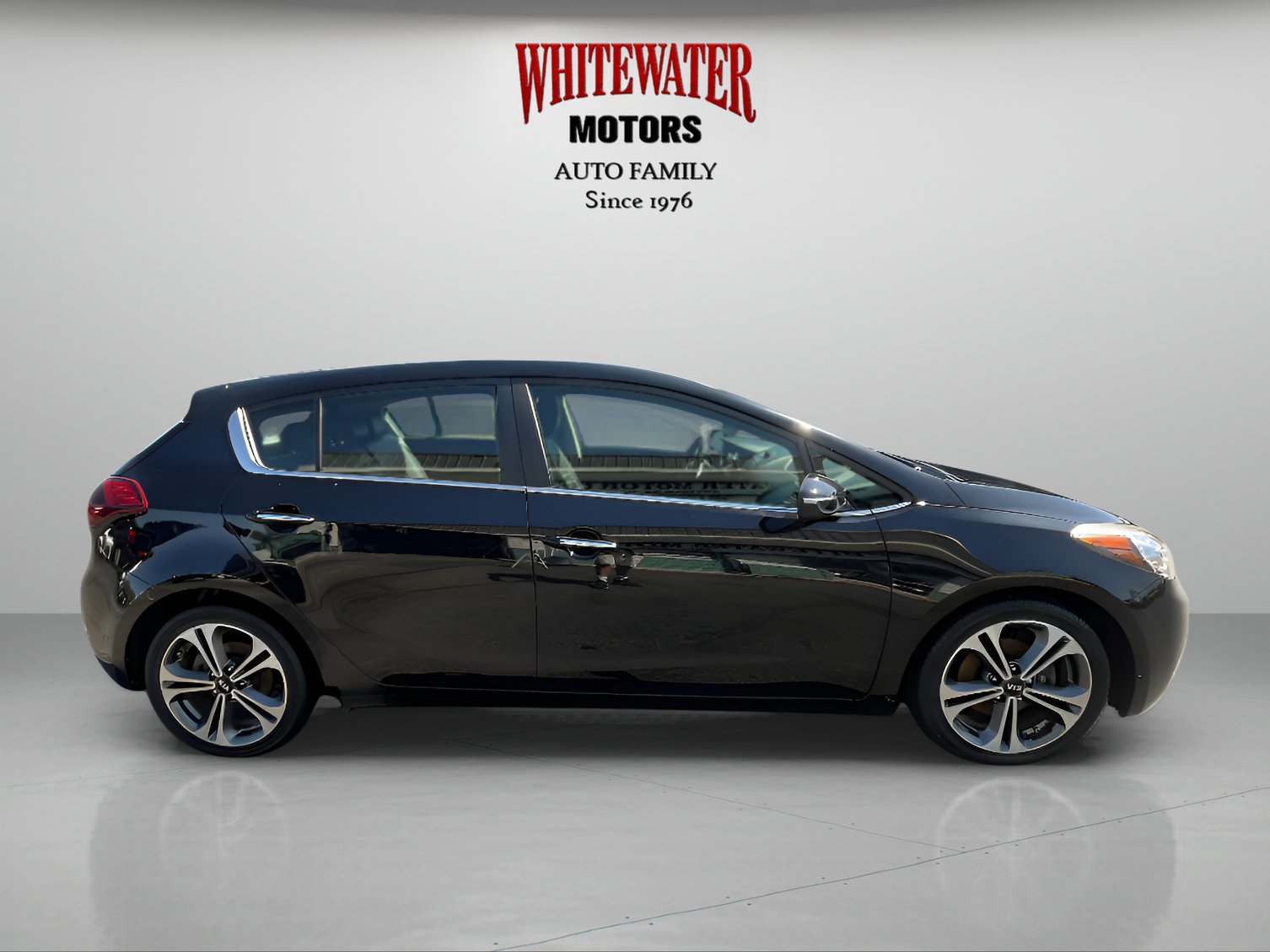 Used 2016 Kia Forte EX w/ EX Premium Technology Package FWD image 6