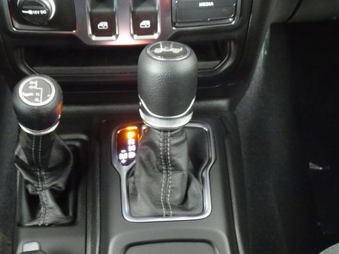 New 2026 Jeep Wrangler Sport S image 41