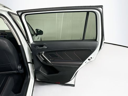 Used 2024 Volkswagen Tiguan Wolfsburg Edition image 29