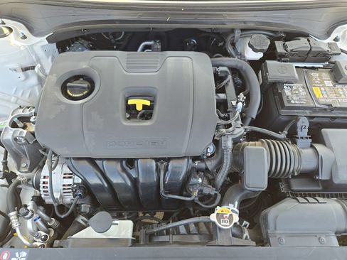 Used 2023 Kia Forte LXS w/ LXS Technology Package image 24