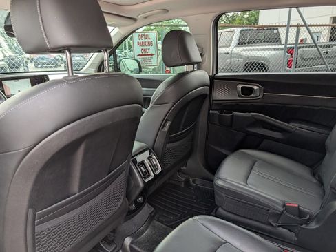 Used 2022 Kia Sorento SX AWD/4WD image 20
