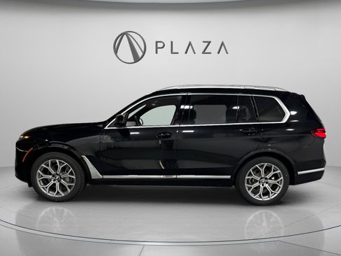 New 2026 BMW X7 xDrive40i image 2