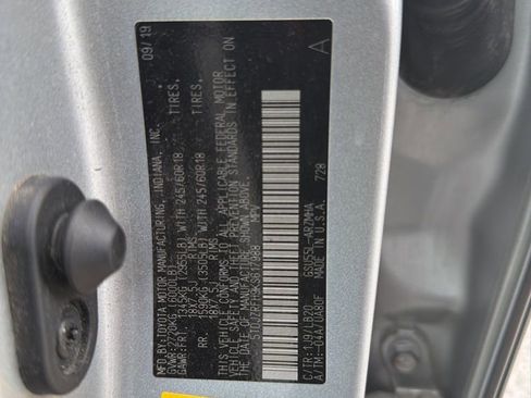 Used 2019 Toyota Highlander XLE AWD/4WD image 15